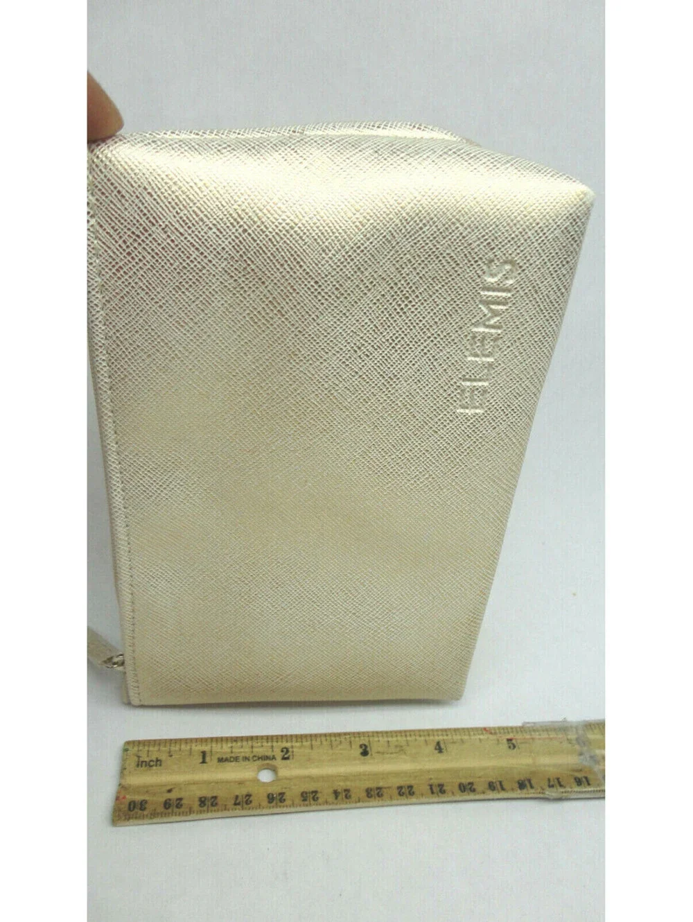 ELEMIS outer material